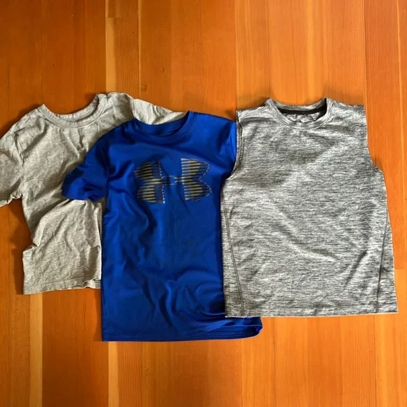 Boys Mixed Clothing Bundle with Graphic Tees, Pants, Activwear & pjs, Lot of 16 - Picture 5 of 9